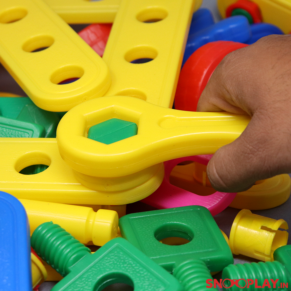Girnar Little Engineer Building Blocks Bucket (2-6 Years)