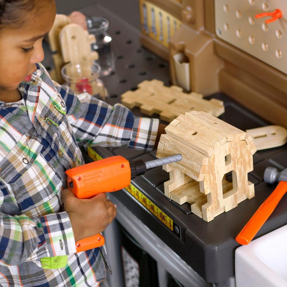 STEP2 Realistic Pro Play Workshop & Utility Bench Playset (3-8 Years)
