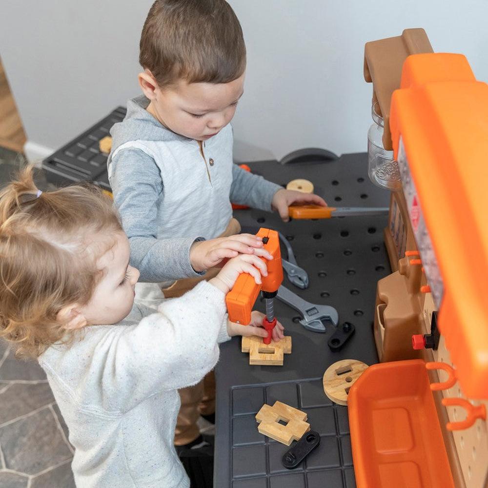 STEP2 Realistic Pro Play Workshop & Utility Bench Playset (3-8 Years)