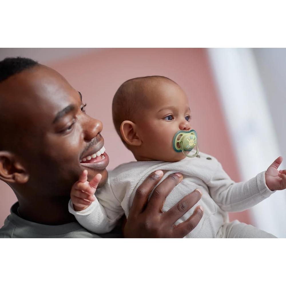 Philips Avent Ultra Air Pack of 2 Soother | Light, BPA-Free with Steriliser Carry Case (SCF085/58)