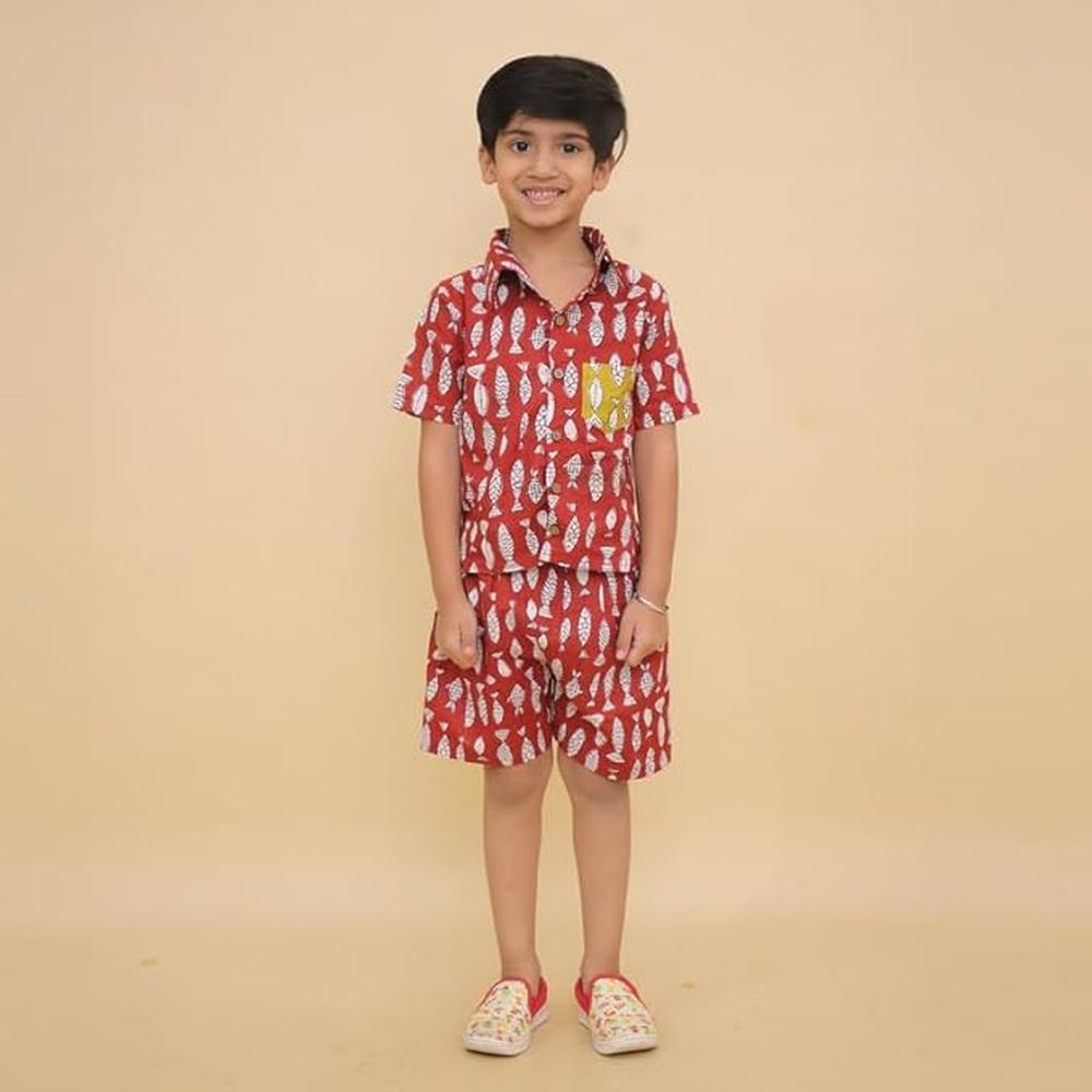 Little Ginnie Half Sleeve Shirt & Shorts for Kids | Maroon