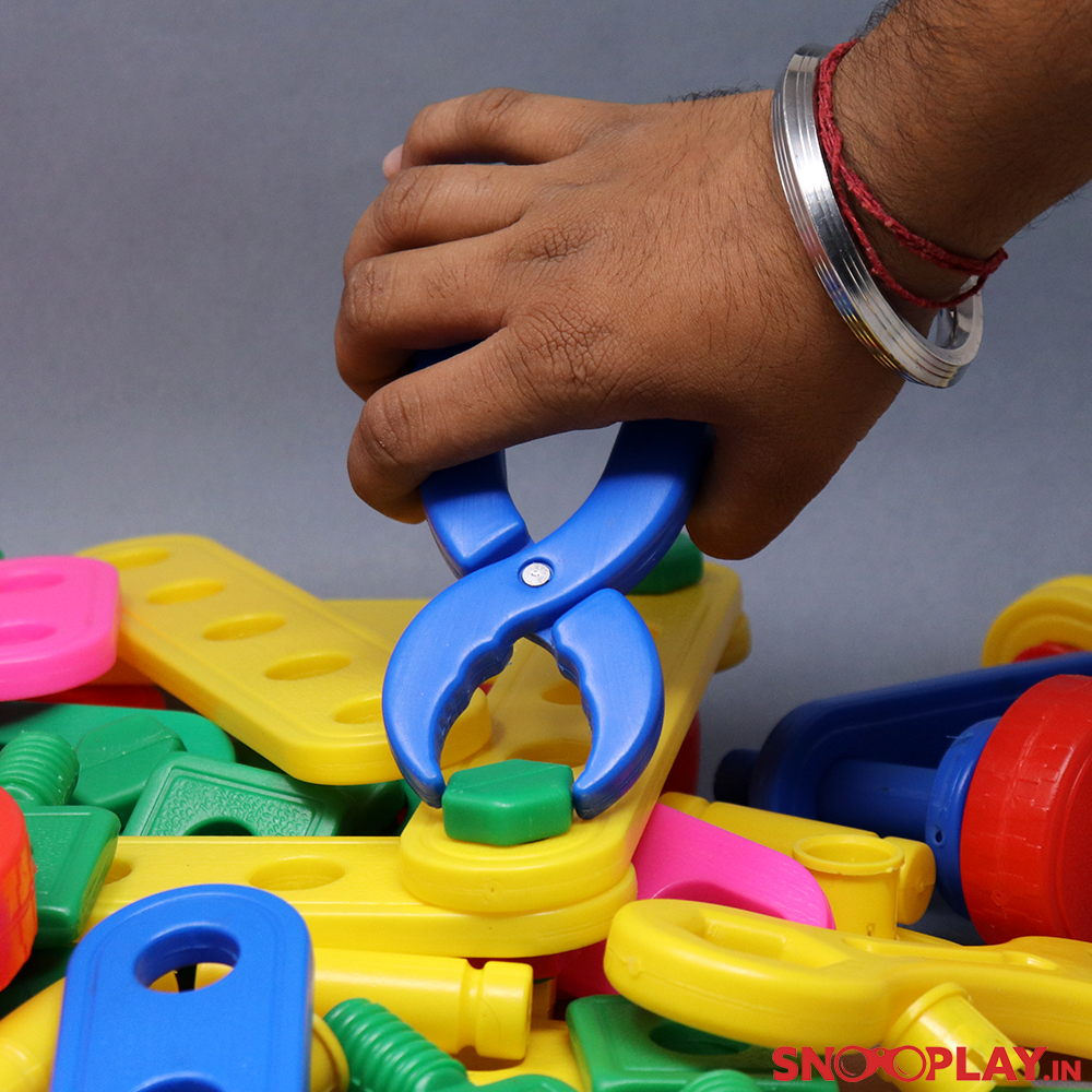 Girnar Little Engineer Building Blocks Bucket (2-6 Years)
