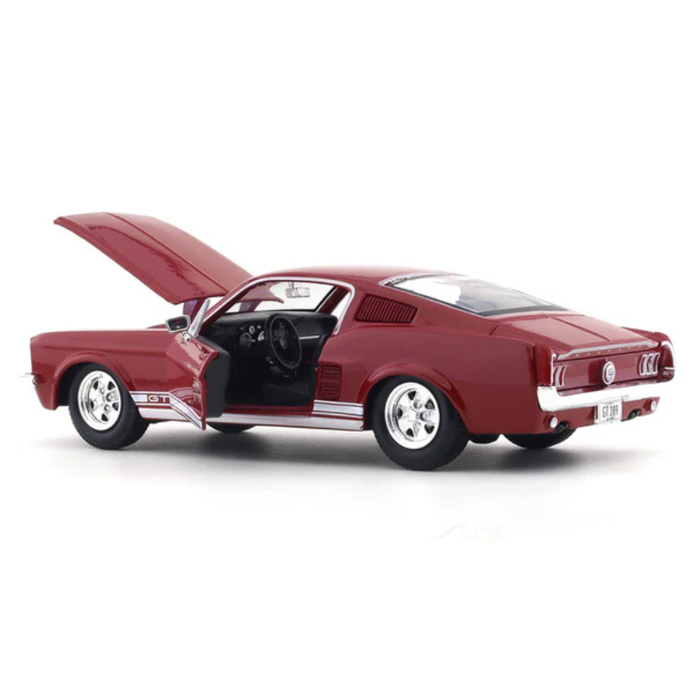 Maisto Original 1967 Ford Mustang GT Licensed Diecast Car | 1:24 Scale (14 Years till Grown Ups)