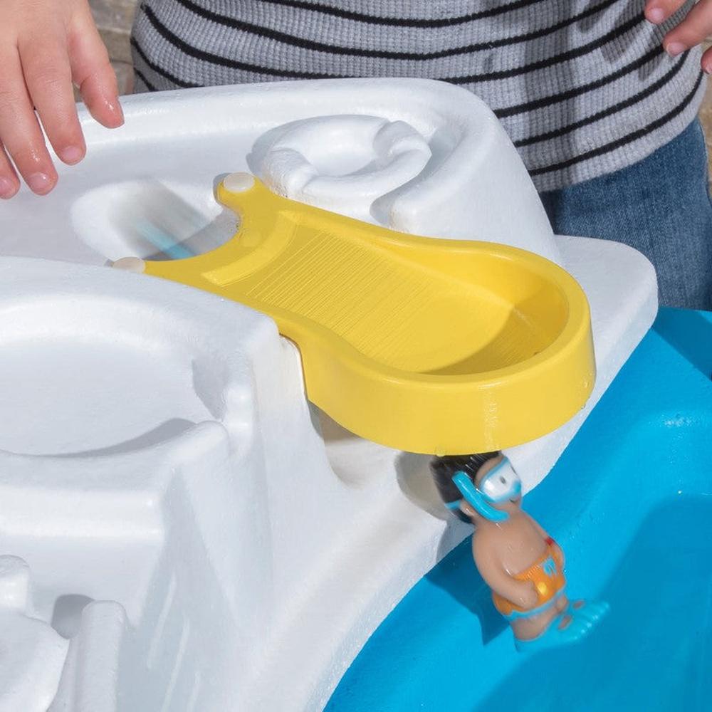 STEP2 Fiesta Cruise Sand & Water Table (2-5 Years)