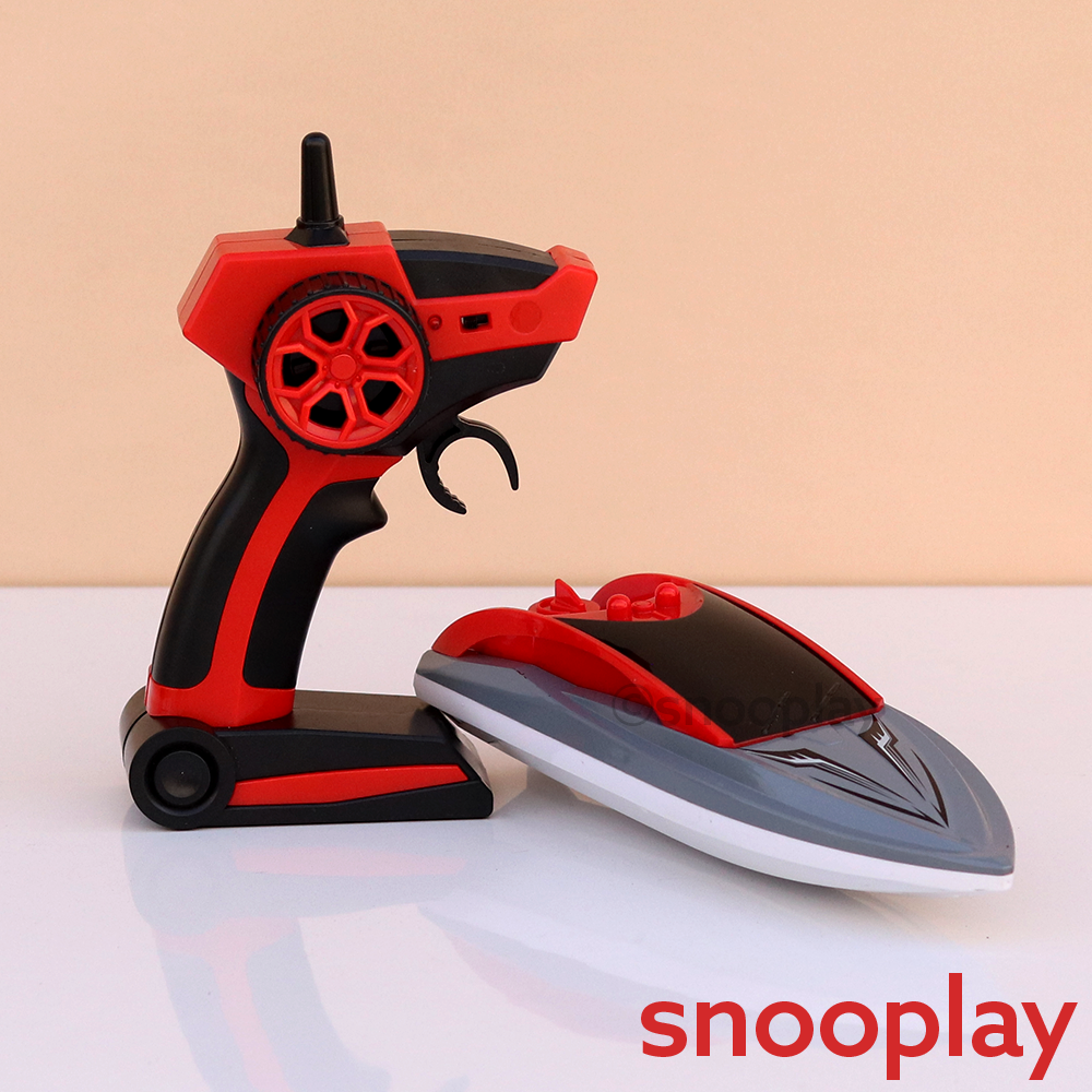 Remote Control Speed Boat with 5 Feet Pool - 2.4GHz High Speed Storm Breaker (6-10 Years)
