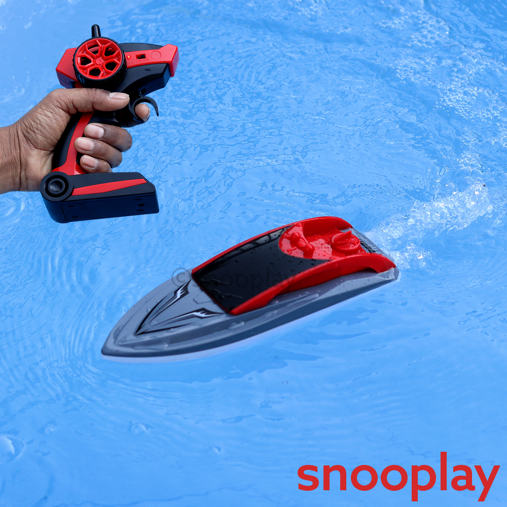 Remote Control Speed Boat with 5 Feet Pool - 2.4GHz High Speed Storm Breaker (6-10 Years)