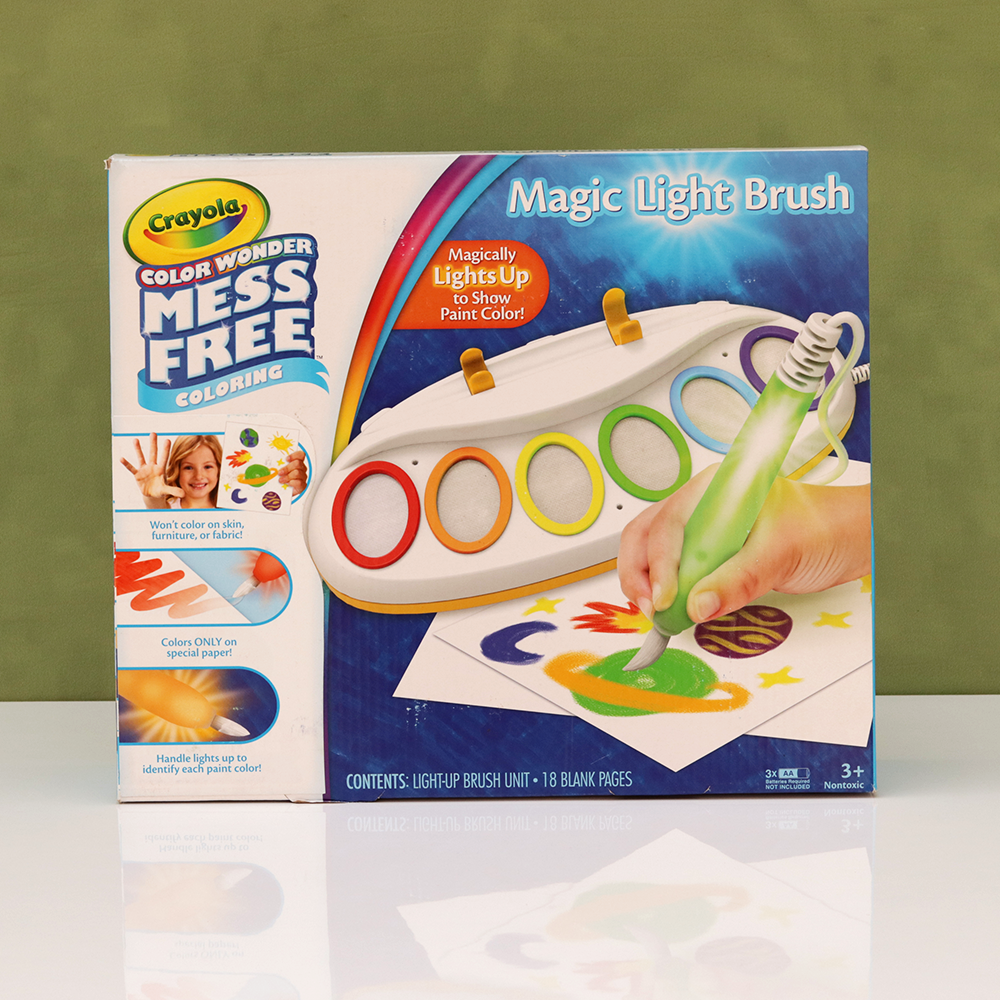Crayola Magic Light Electric Brush with Attached Palette & 18 Special Coloring Pages (3-8 Years)