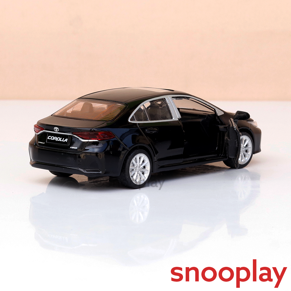 Metal Speed Zone Original Toyota Corolla Hybrid Licensed Diecast Car with Openable Doors | 1:26~1:38 Scale (14 Years till Grown Ups)