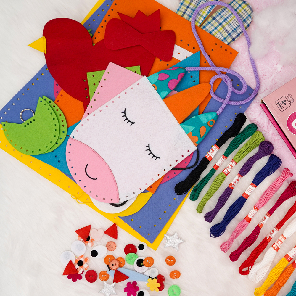 Ilearnngrow DIY Felt Sewing Craft Kit - Create 6 Charming Projects (4-7 Years)