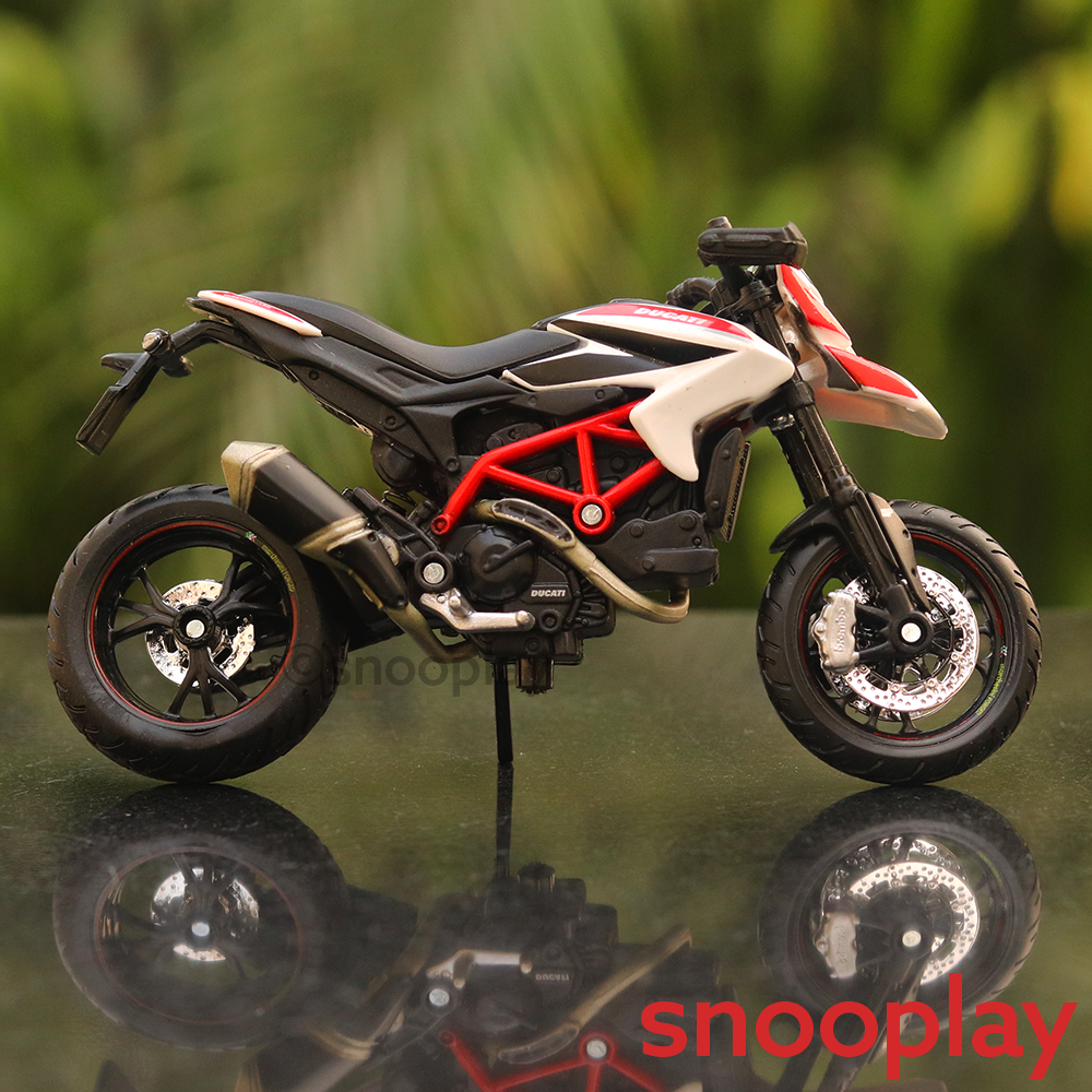 Maisto Ducati Hypermotard SP Diecast Bike Scale Model (1:18 Scale)