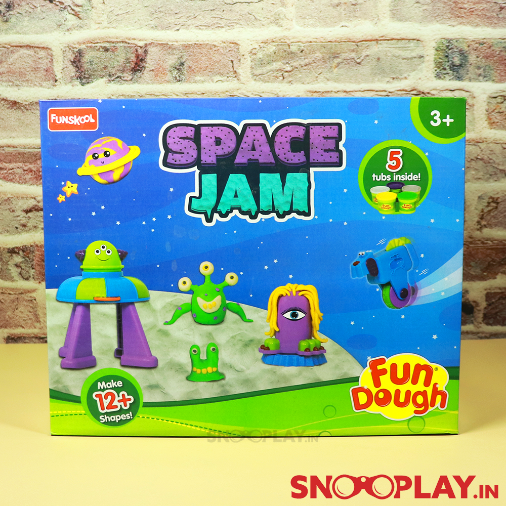 Space Jam Fun Dough Playset - Build Your Own Galaxy & Planets (3-8 Years)