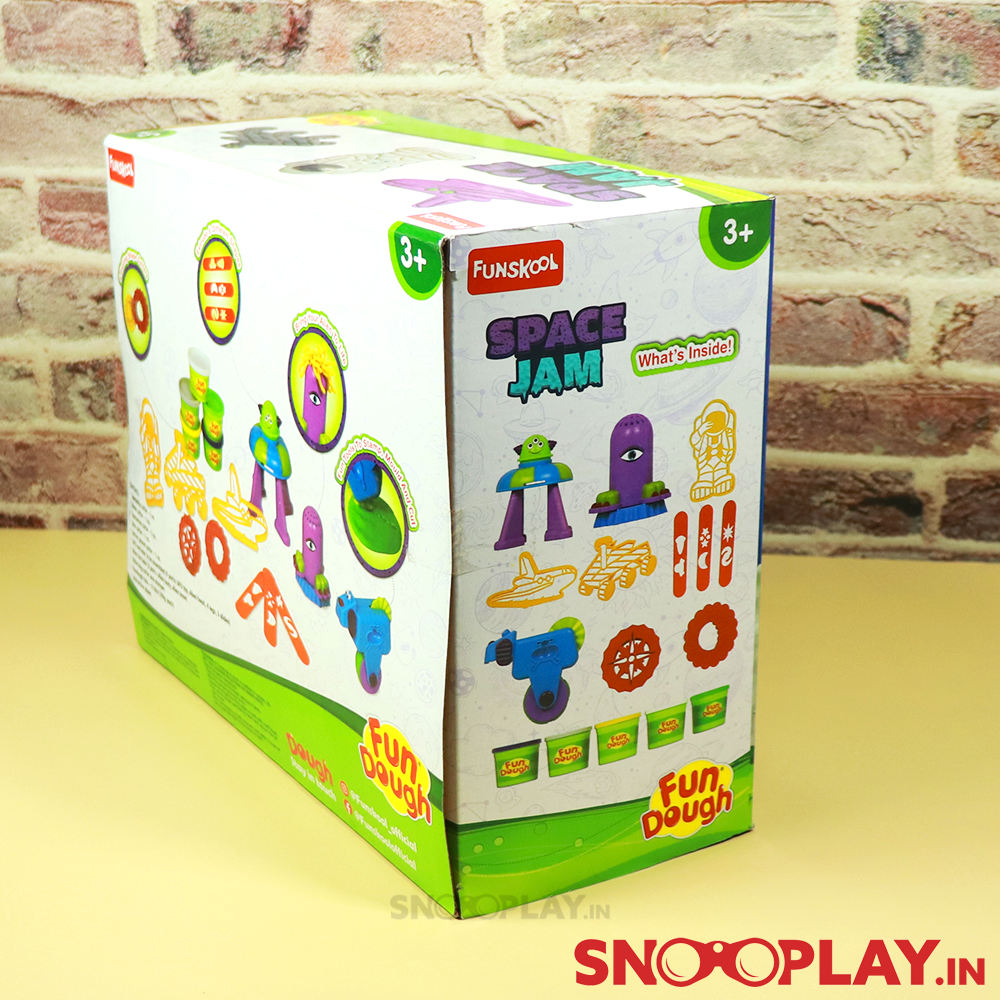 Space Jam Fun Dough Playset - Build Your Own Galaxy & Planets (3-8 Years)