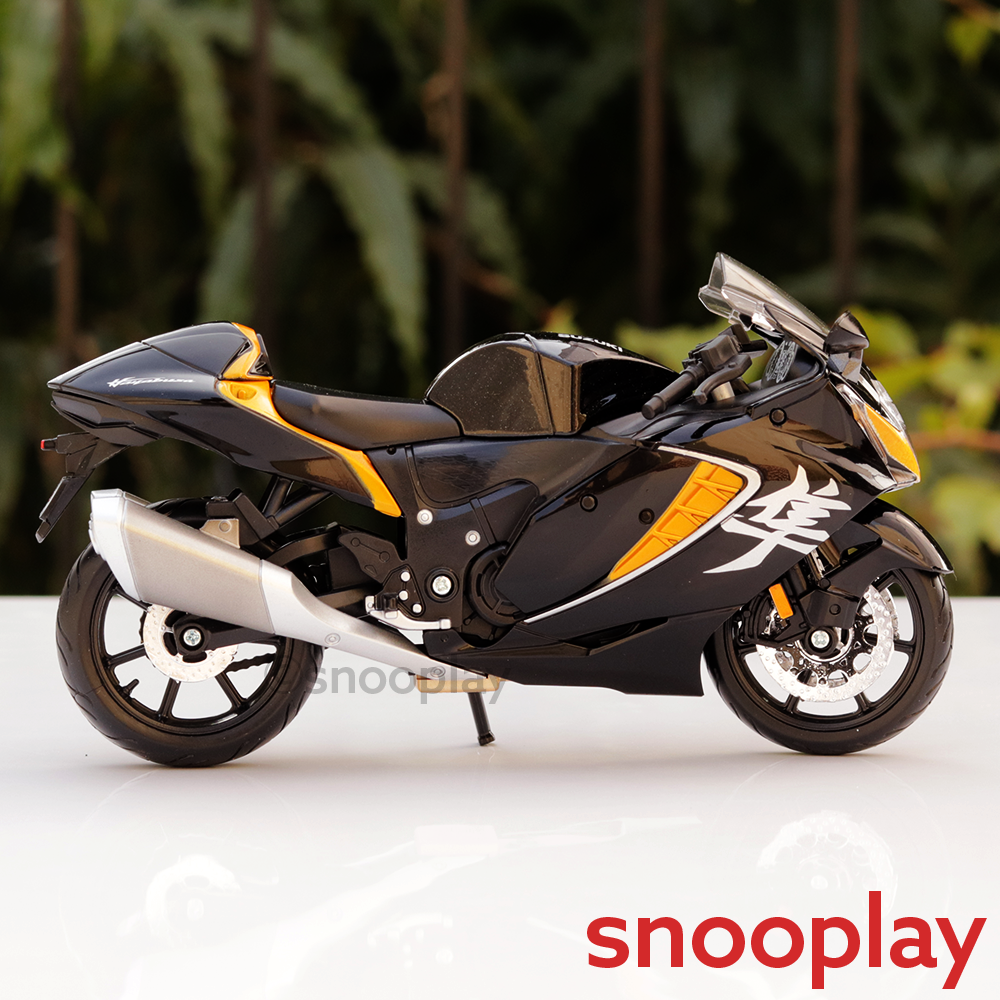 Maisto Licensed Diecast Suzuki Hayabusa 2022 Toy Bike (1:12 Scale)