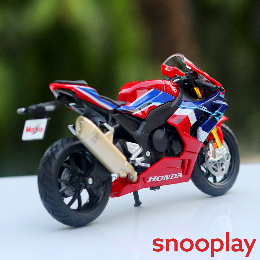 Maisto Original Licensed Honda CBR 1000R-R Fireblade SP Diecast Bike | 1:18 Scale (14 Years till Grown Ups)