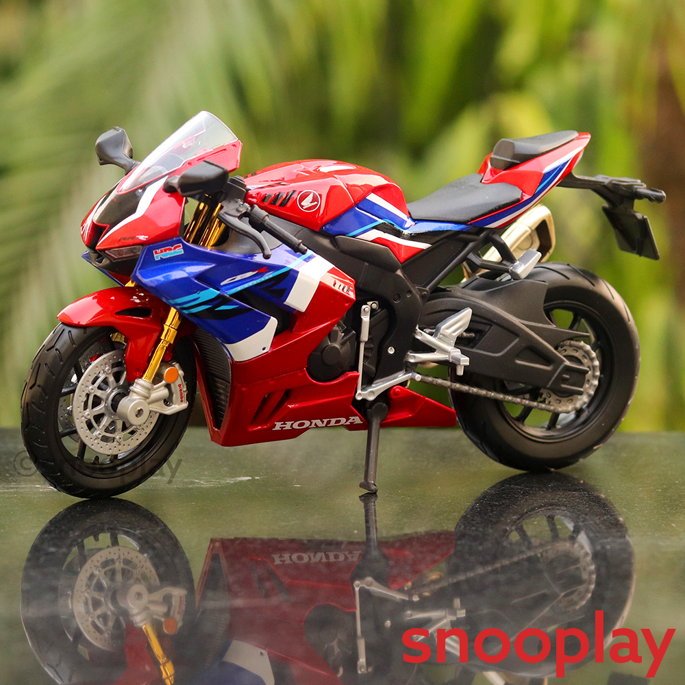 Honda CBR1000RR-R Fireblade SP Diecast Bike | 1:12 Scale Model | 14 Years till Grown Ups
