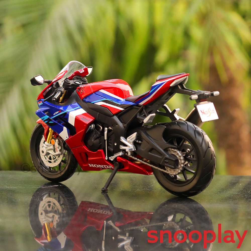 Honda CBR1000RR-R Fireblade SP Diecast Bike | 1:12 Scale Model | 14 Years till Grown Ups