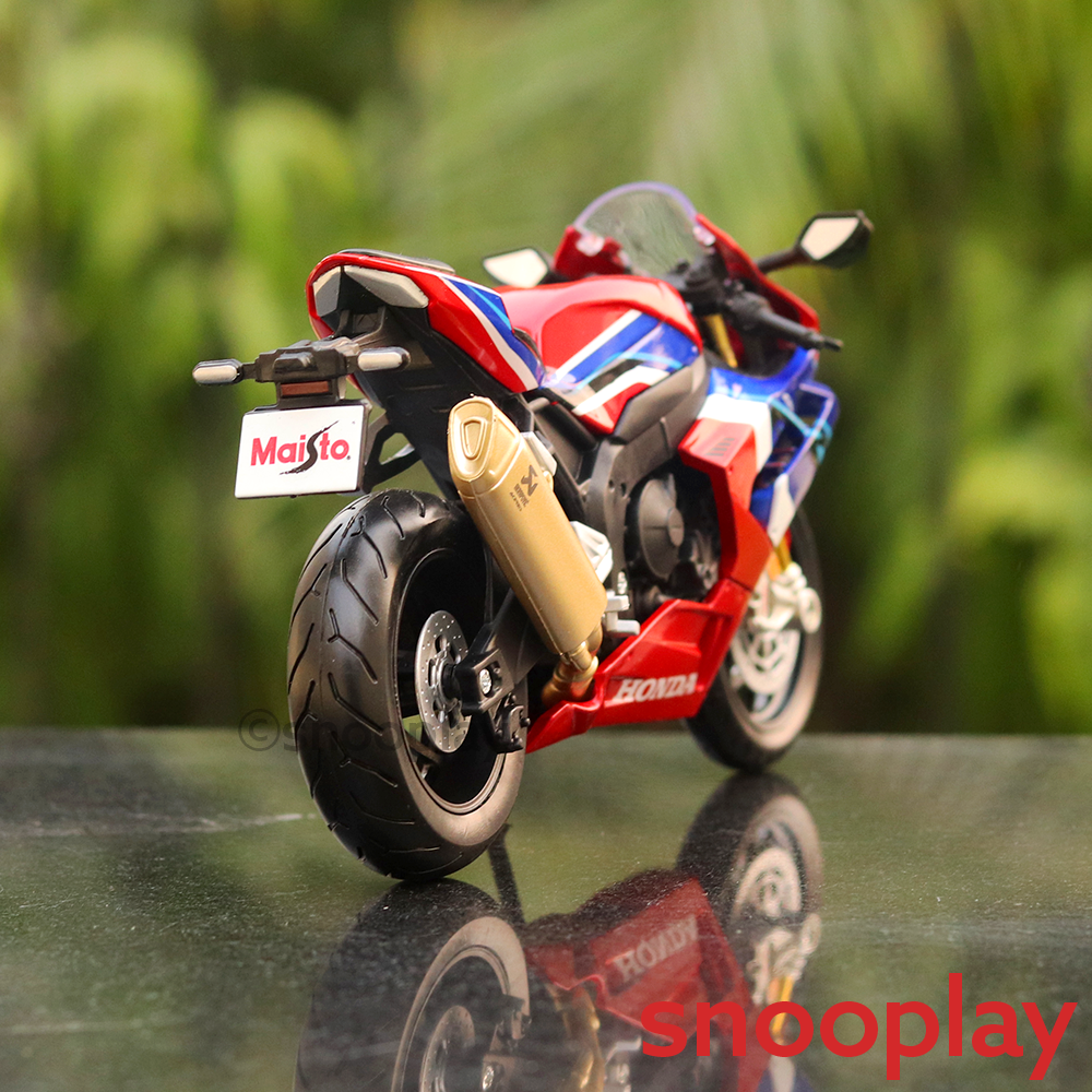 Honda CBR1000RR-R Fireblade SP Diecast Bike | 1:12 Scale Model | 14 Years till Grown Ups