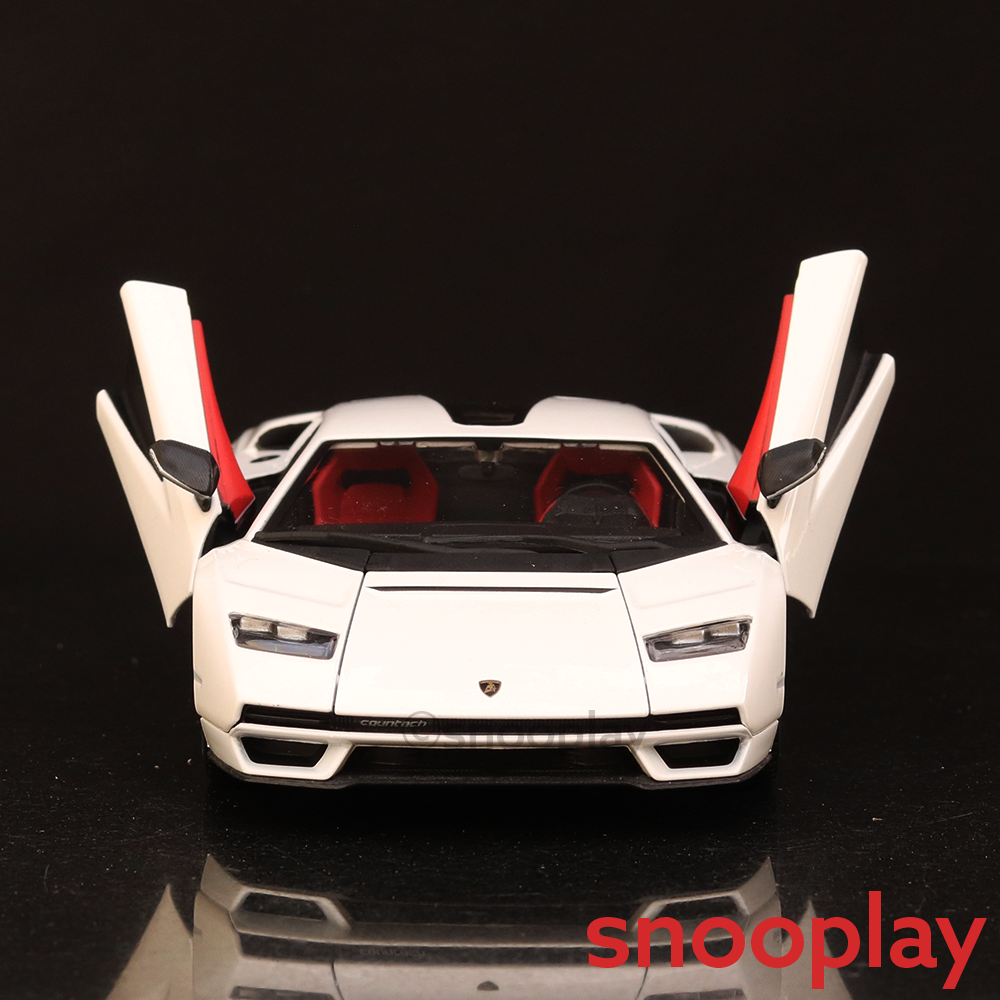 Bburago Licensed Lamborghini Countach LPI 800-4 Diecast Car | 1:24 Scale Model