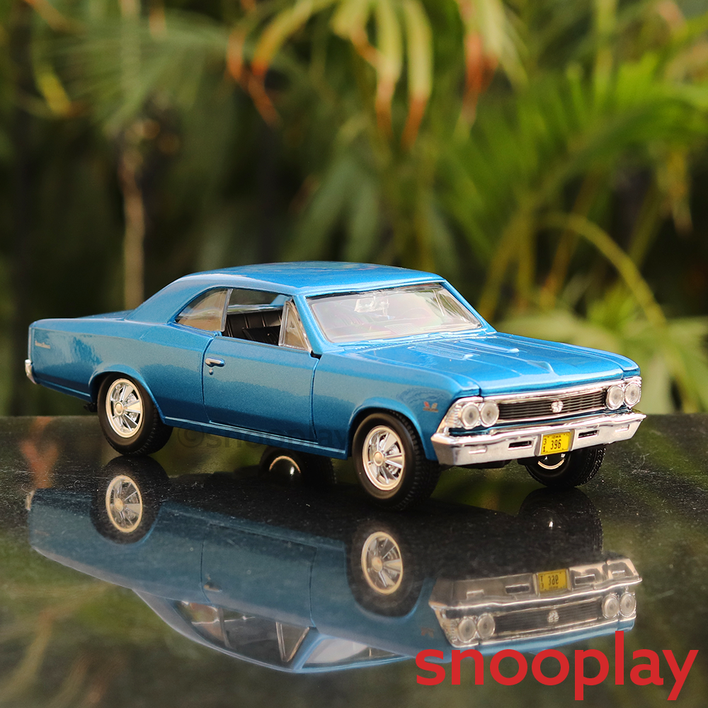 Maisto Licensed 1966 Chevrolet Chevelle SS 396 Diecast Car - 1:24 Scale Model | 14 Years till Grown Ups