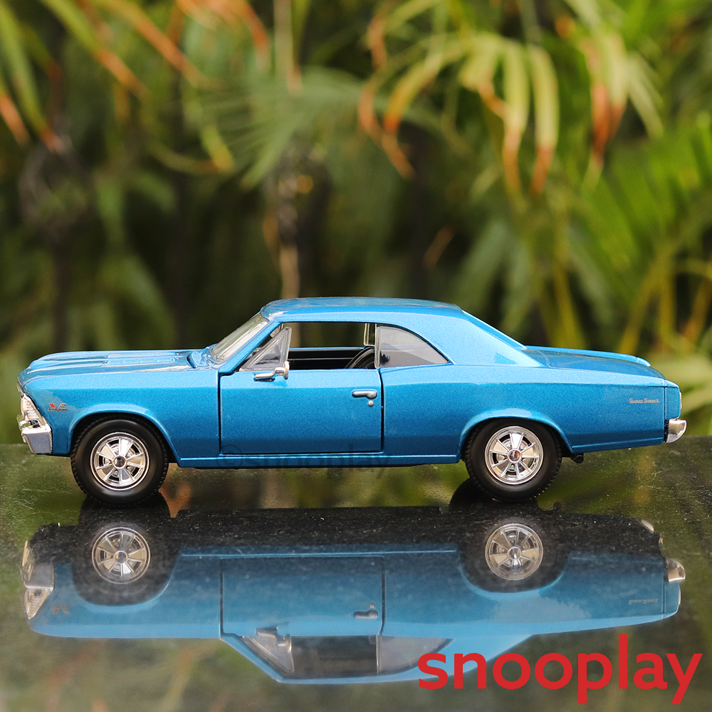 Maisto Licensed 1966 Chevrolet Chevelle SS 396 Diecast Car - 1:24 Scale Model | 14 Years till Grown Ups