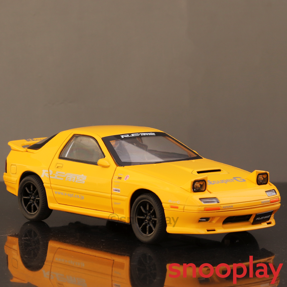 Resembling Mazda Diecast Pullback Car with Light and Sound | 1:24 Scale (3 Years till Grown Ups)