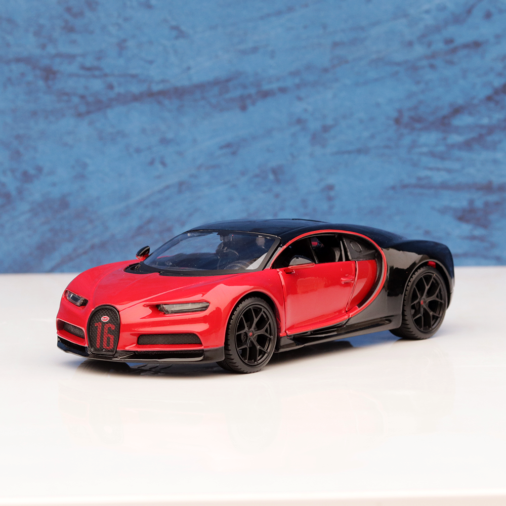 Maisto Original Bugatti Chiron Sport Licensed Diecast Car | 1:24 Scale Model (14 Years Till Grown Ups)