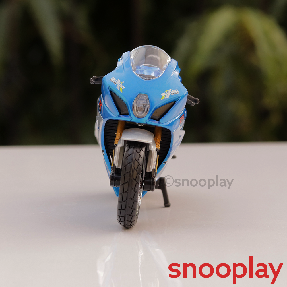 Bburago Original Suzuki GSX-R1000 R 2021 Licensed Diecast Bike | 1:18 Scale Model (14 Years Till Grown Ups)