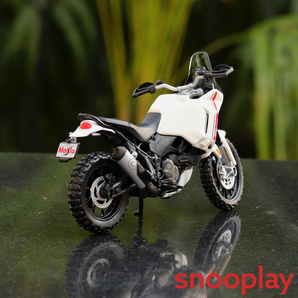 Maisto Original Licensed Ducati DesertX Diecast Bike | 1:18 Scale (14 Years till Grown Ups)