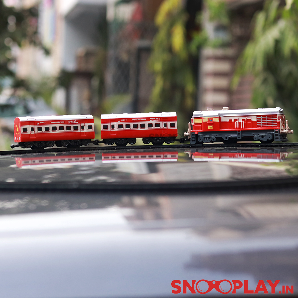 Mini Passenger Indian Train Trackset (3-6 Years) | Assorted Colors
