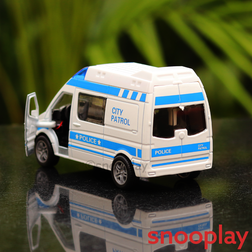 Police City Patrol Diecast Pullback Car with Openable Doors, Light & Sound (3260) | 1:32 Scale (7-14 Years)