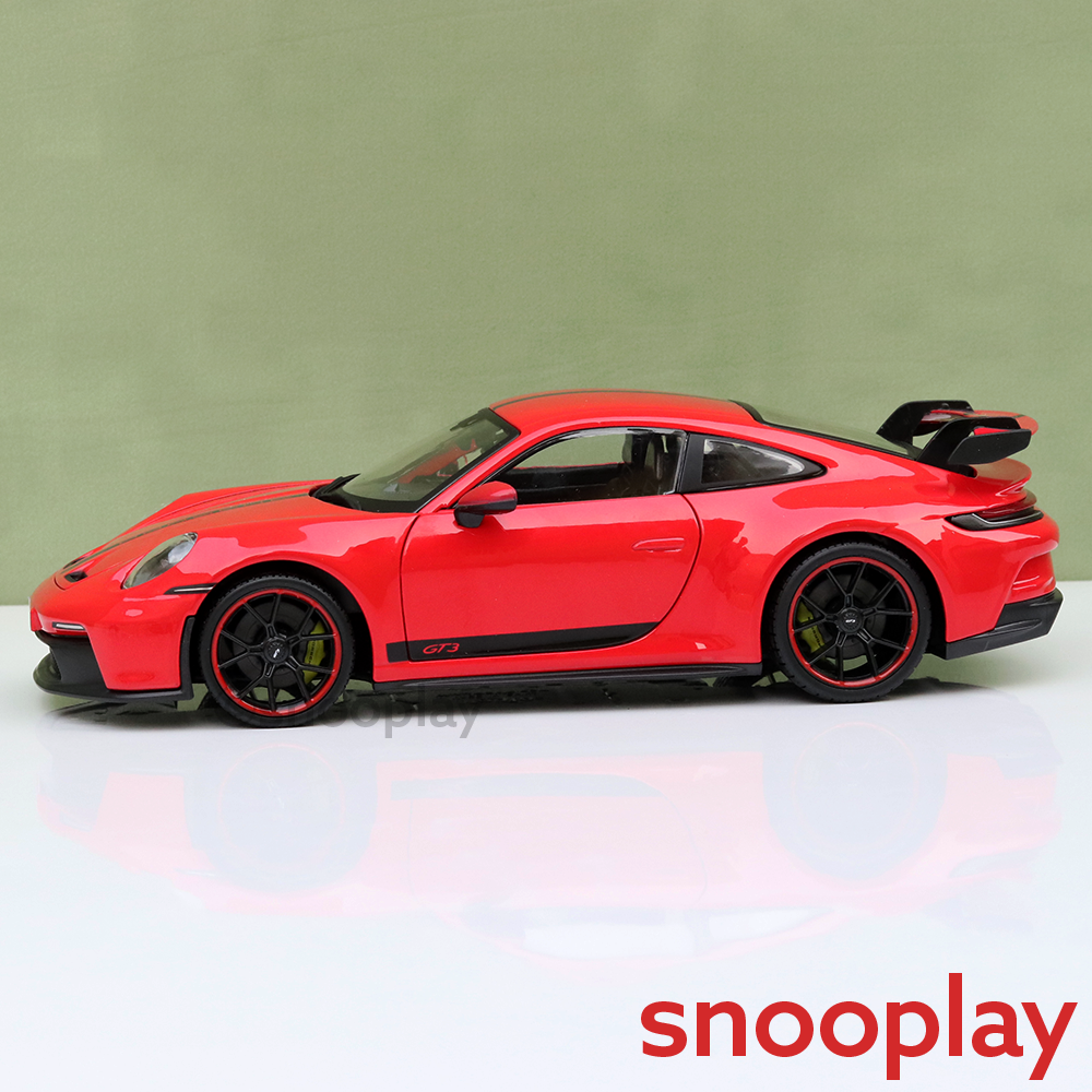 Maisto Original Porsche 911 GT3 Licensed Diecast Car | 1:18 Scale (14 Years till Grown Ups)