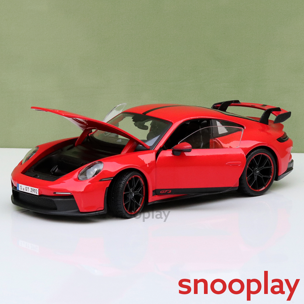 Maisto Original Porsche 911 GT3 Licensed Diecast Car | 1:18 Scale (14 Years till Grown Ups)