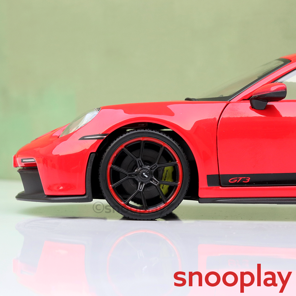 Maisto Original Porsche 911 GT3 Licensed Diecast Car | 1:18 Scale (14 Years till Grown Ups)