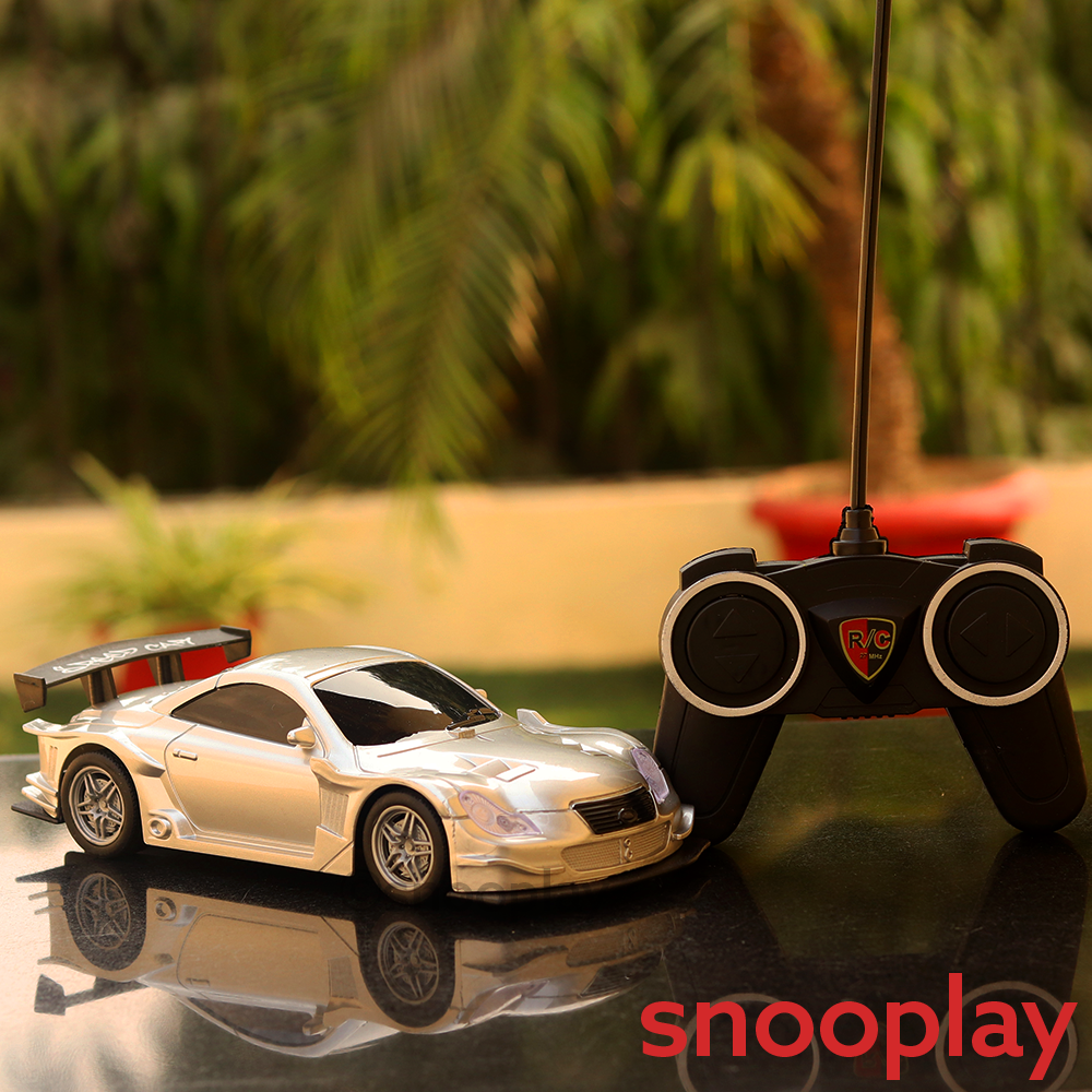 Road Burner Remote Controlled Supercar with Lights | Scale 1:22 (5-12 Years) | Assorted Colors
