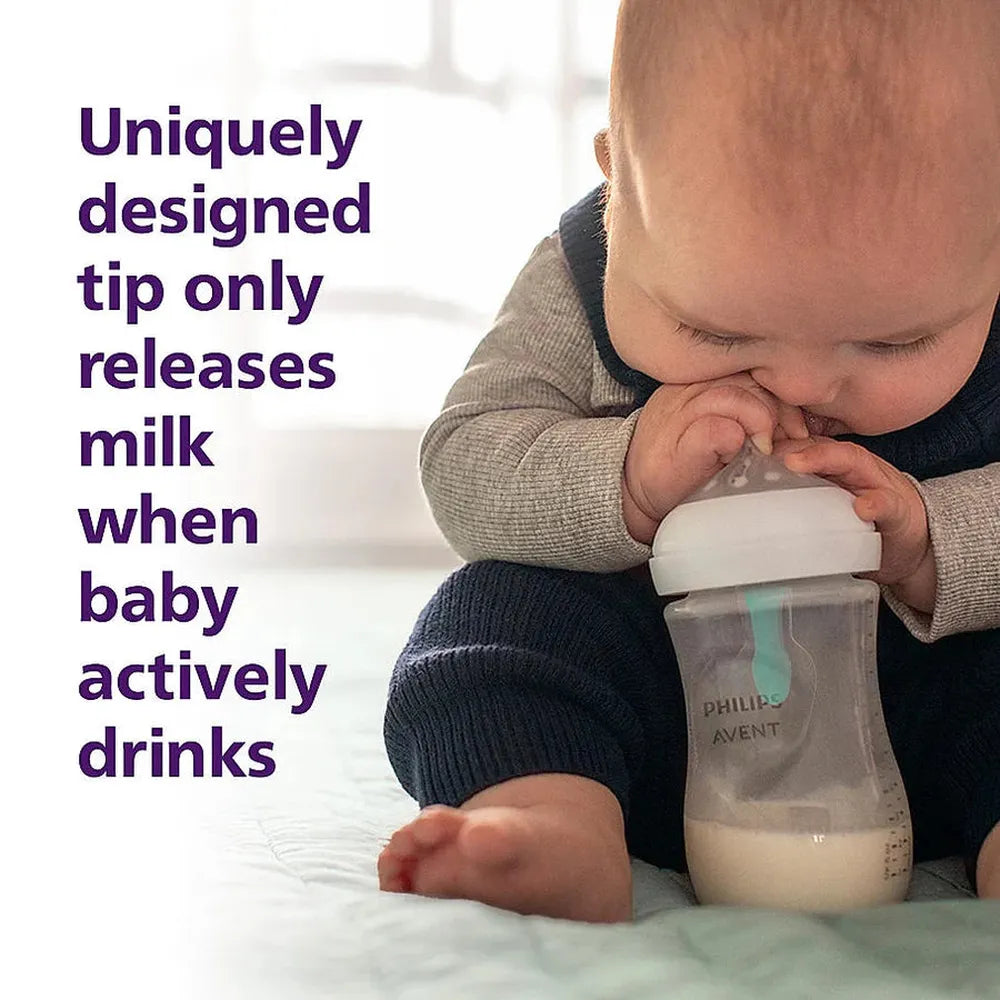 Philips Avent Natural Baby Feeding Bottle - 125ml | | Natural Response Technology Mimics Breastfeeding (SCY670/01)