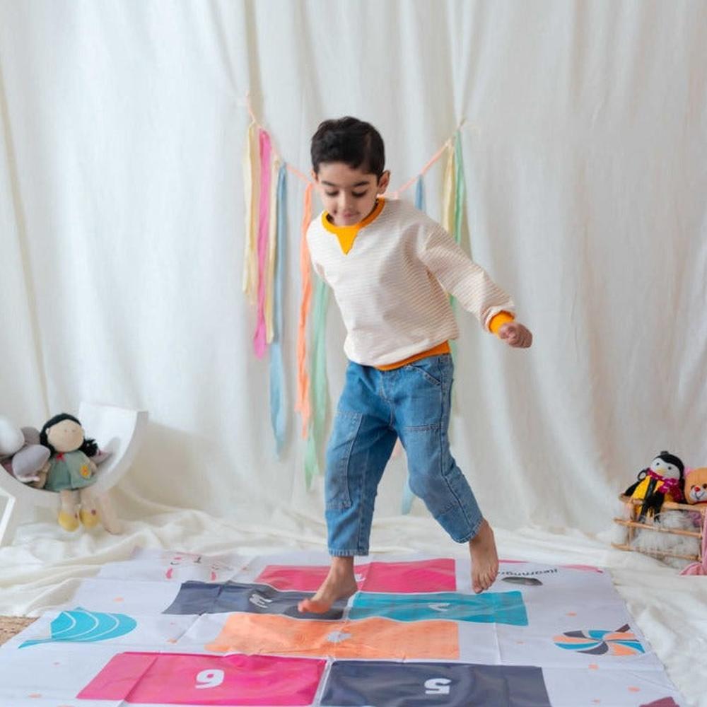 Ilearnngrow Hop Scotch Play Mat (2-10 Years)